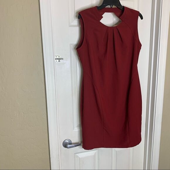 Kardashian Kollection Neck Pleating Dress Size XL Wine Colored - Picture 3 of 9